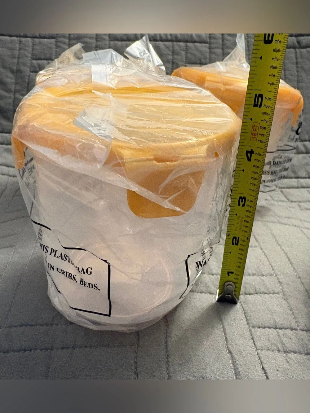 Lock N Lock Lock&Lock Food Storage Containers Set of 4 Mini Tall w/ Yellow lids